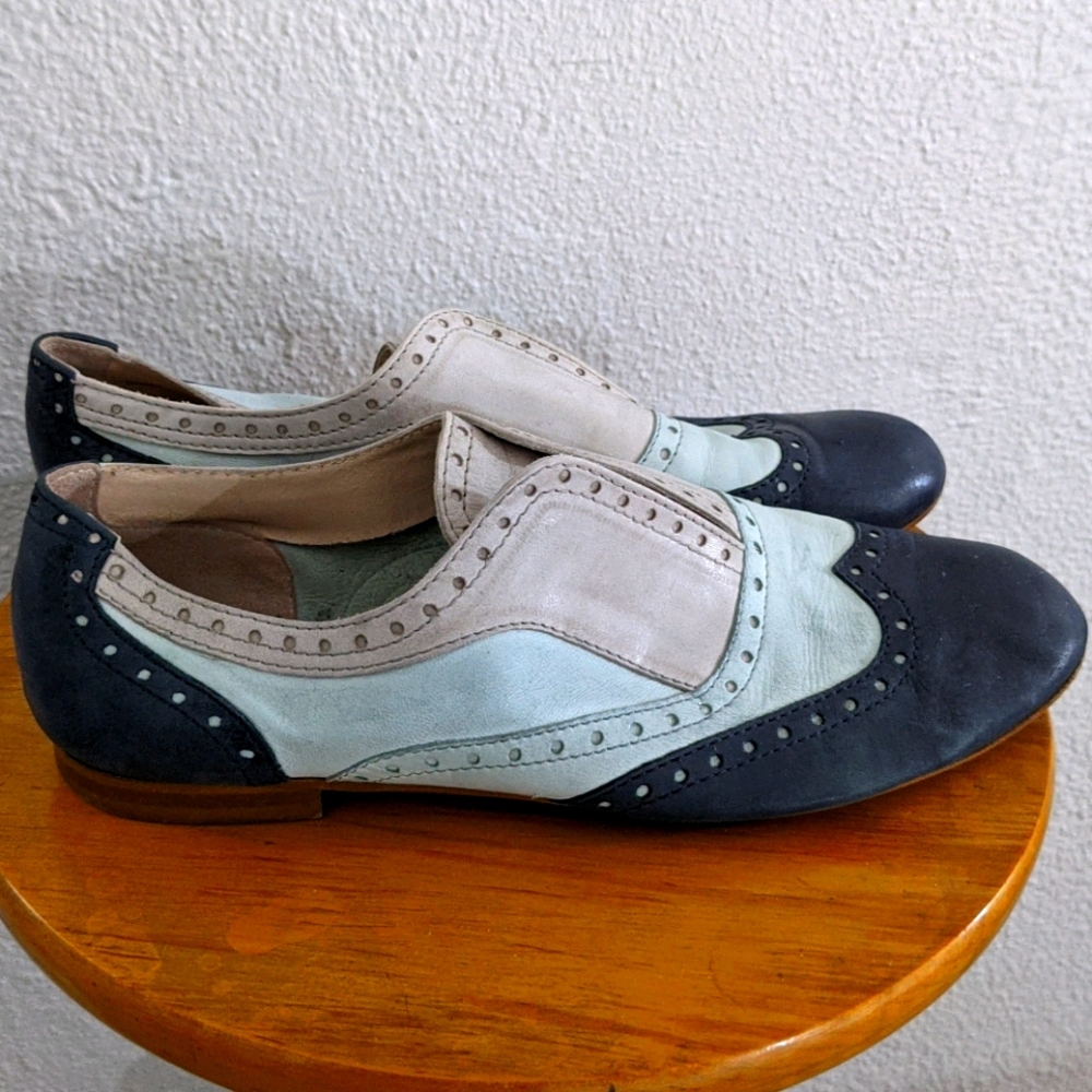 Beautiful Italian Leather Flats